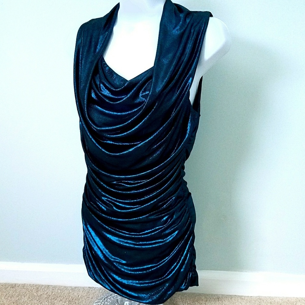 EXPRESS Metallic Top